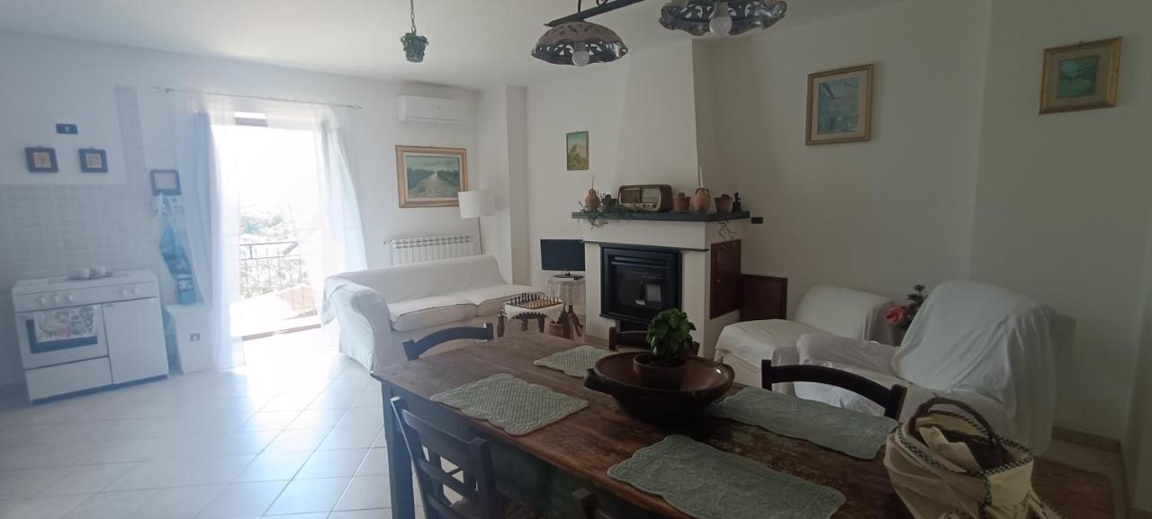 Adelina E Il Bosso Appartement Policastro Bussentino Buitenkant foto